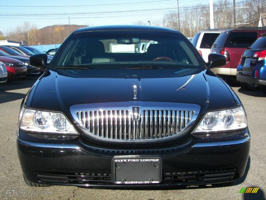 Black 2010 Lincoln Town Car Signature Limited Exterior Photo #41255653