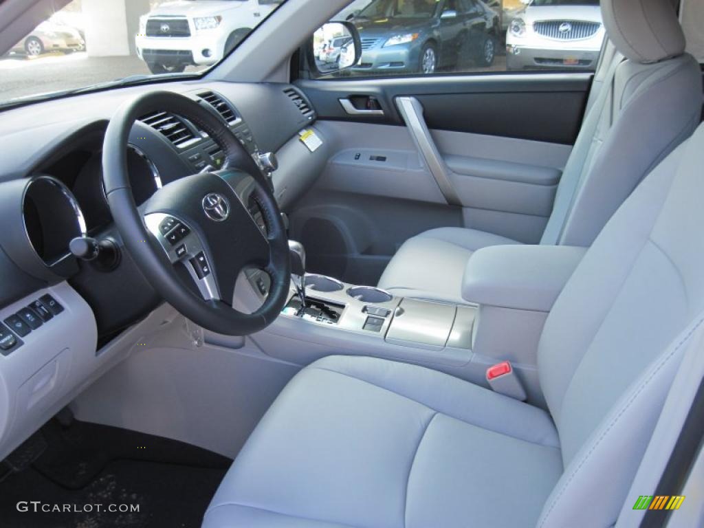 Ash Interior 2011 Toyota Highlander SE Photo #41255909