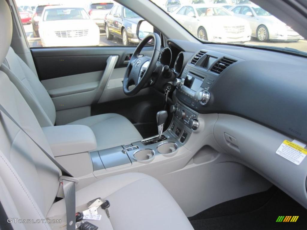 Ash Interior 2011 Toyota Highlander SE Photo #41255957
