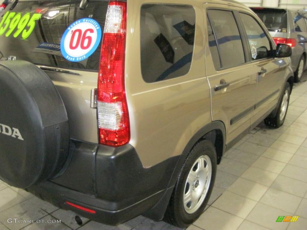 2006 CR-V LX - Sahara Sand Metallic / Ivory photo #10