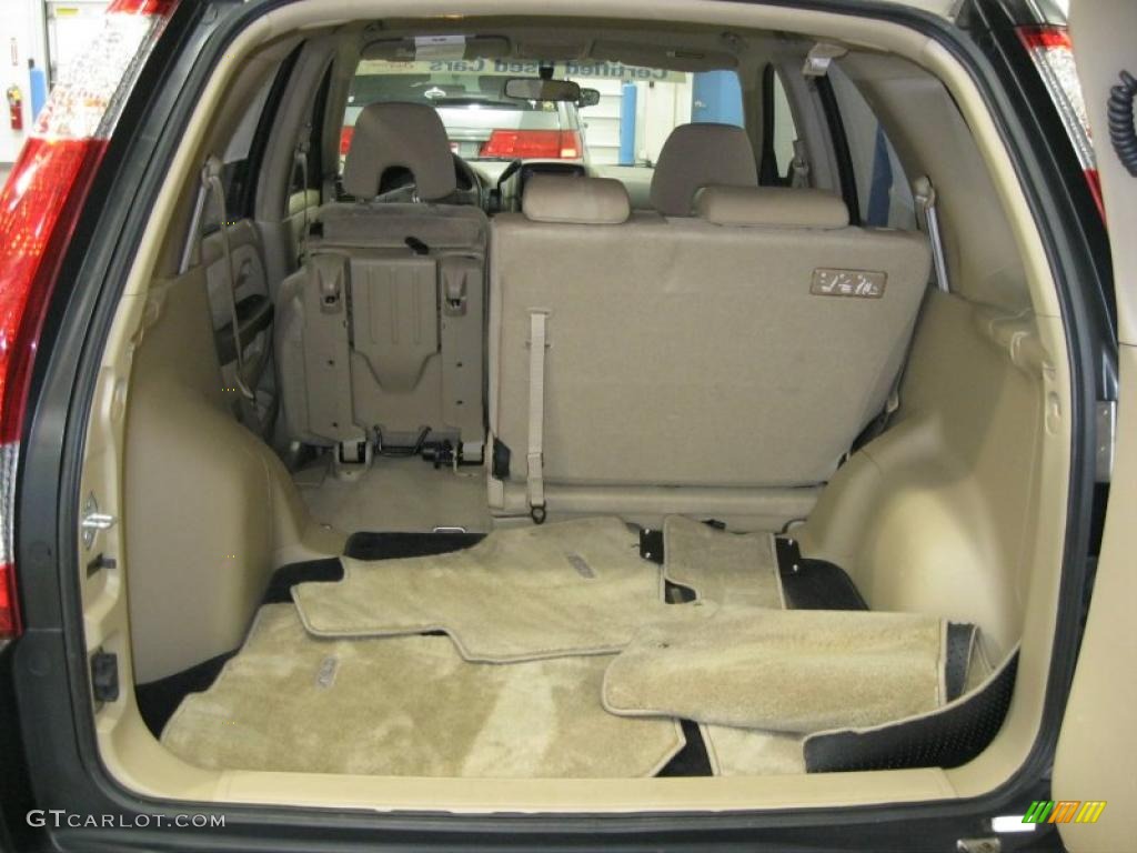 2006 Honda CR-V LX Trunk Photo #41257261
