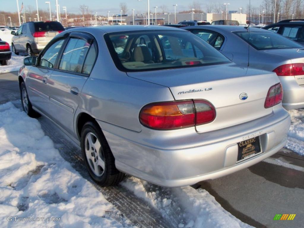 2003 Malibu LS Sedan - Galaxy Silver Metallic / Gray photo #2