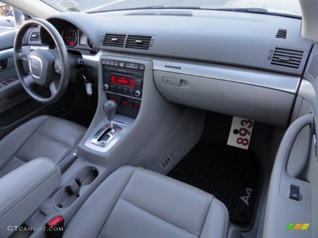 2008 Audi A4 2.0T quattro Sedan Light Gray Dashboard Photo #41257693