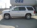White Diamond - Escalade  Photo No. 3
