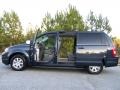 2008 Modern Blue Pearlcoat Chrysler Town & Country Touring Signature Series  photo #14