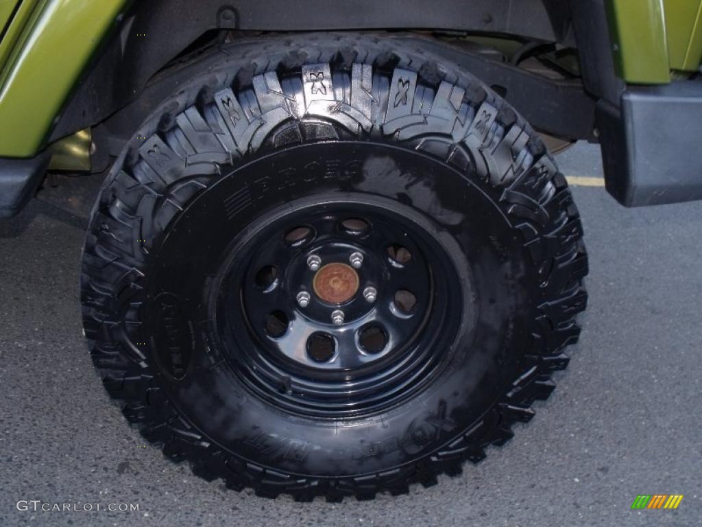 2007 Jeep Wrangler Unlimited Sahara 4x4 Custom Wheels Photo #41261289