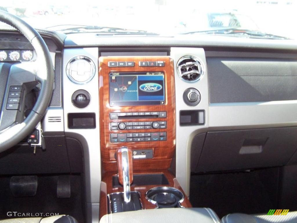 2010 F150 Lariat SuperCrew - Ingot Silver Metallic / Black photo #8