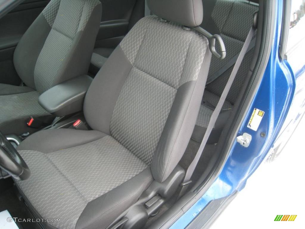 Ebony Interior 2005 Chevrolet Cobalt LS Coupe Photo #41262577