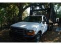 1999 Oxford White Ford F350 Super Duty XL Regular Cab Chassis  photo #3