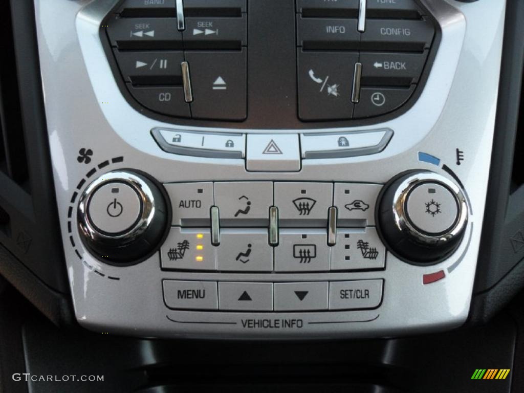 2011 Chevrolet Equinox LT Controls Photo #41263929