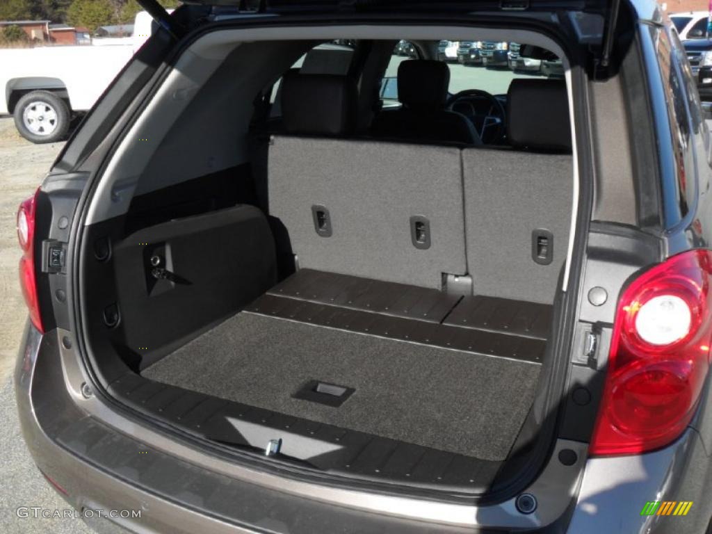 2011 Chevrolet Equinox LT Trunk Photo #41264025