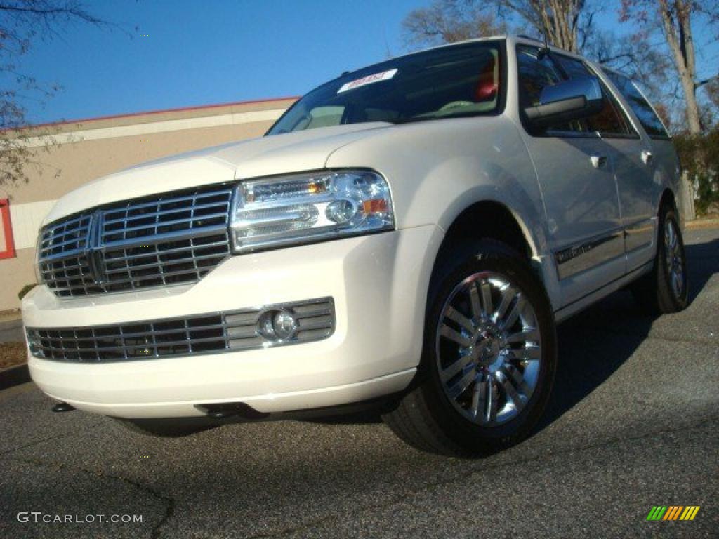 White Chocolate Tri-Coat Lincoln Navigator