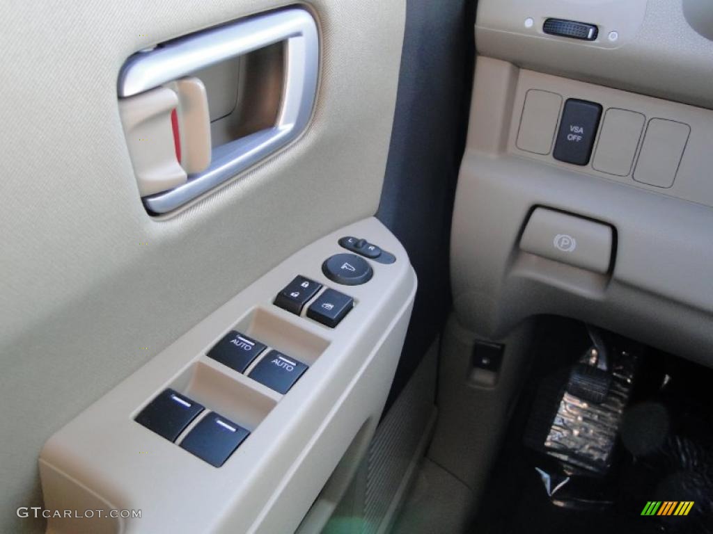 2009 Honda Pilot LX Controls Photo #41267797