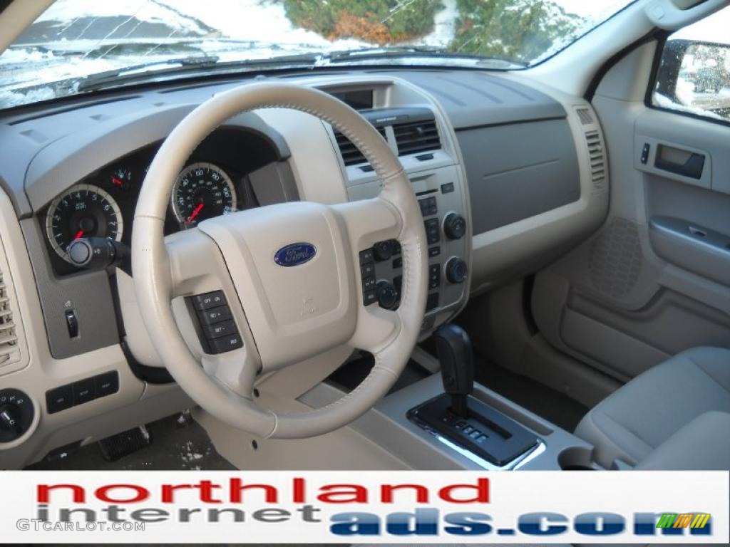 2010 Escape XLT 4WD - Steel Blue Metallic / Stone photo #10