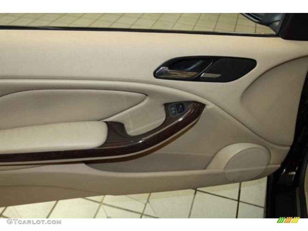 2004 3 Series 330i Coupe - Jet Black / Sand photo #16