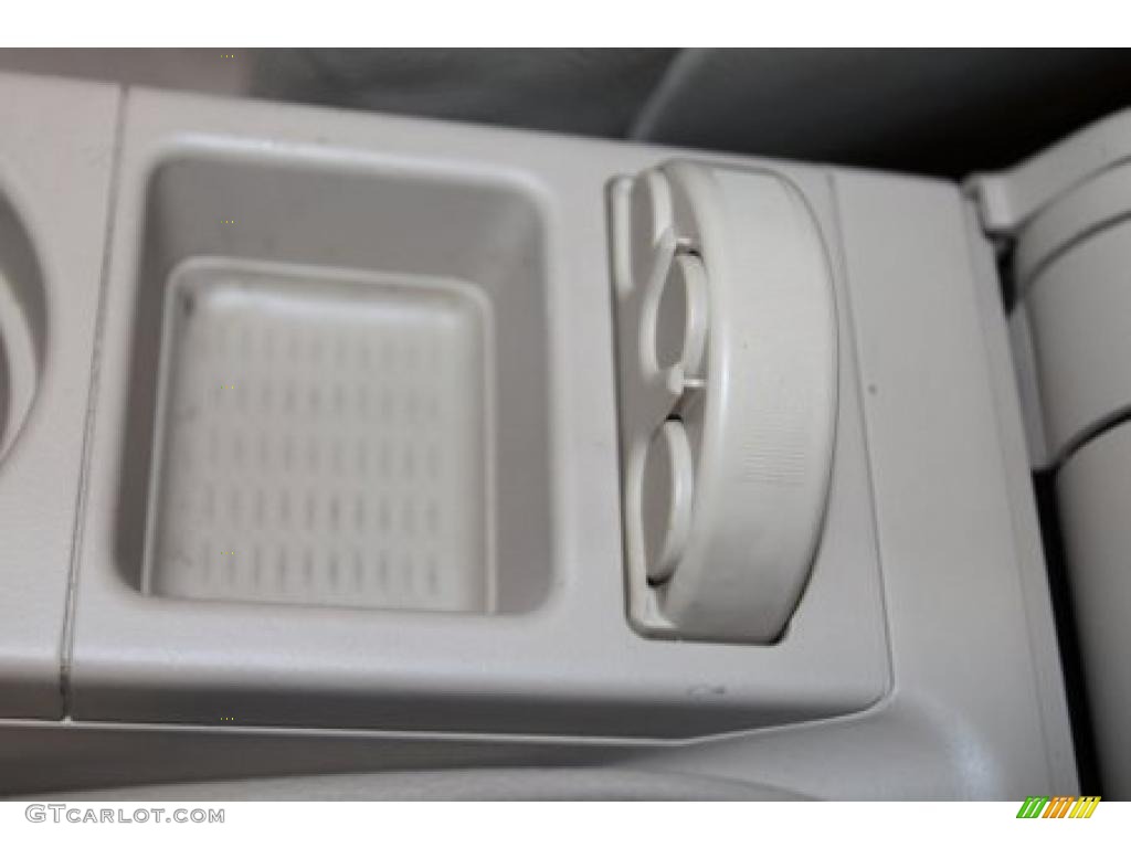 2004 3 Series 330i Coupe - Jet Black / Sand photo #32