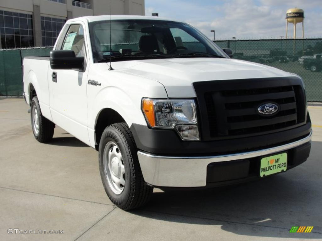 Oxford White 2010 Ford F150 XL Regular Cab Exterior Photo #41270577