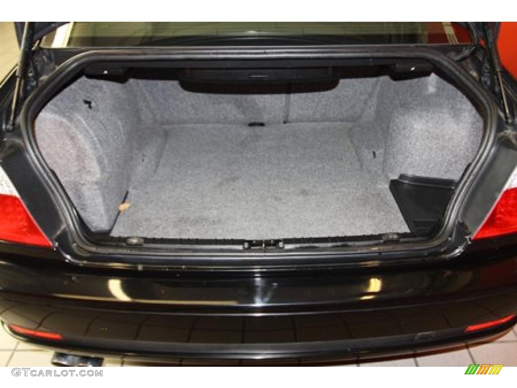 2004 3 Series 330i Coupe - Jet Black / Sand photo #35