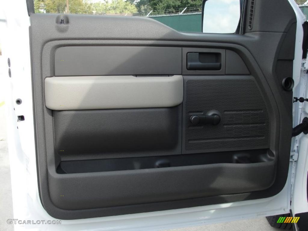 2010 Ford F150 XL Regular Cab Medium Stone Door Panel Photo #41270833