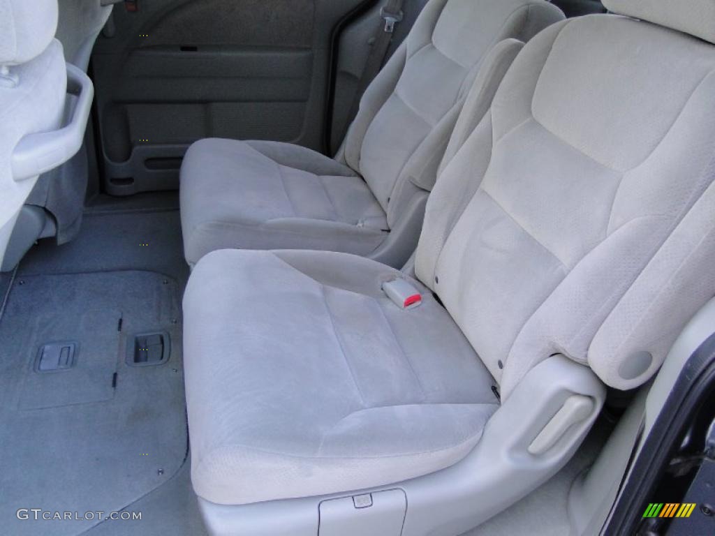 Gray Interior 2005 Honda Odyssey LX Photo #41271249