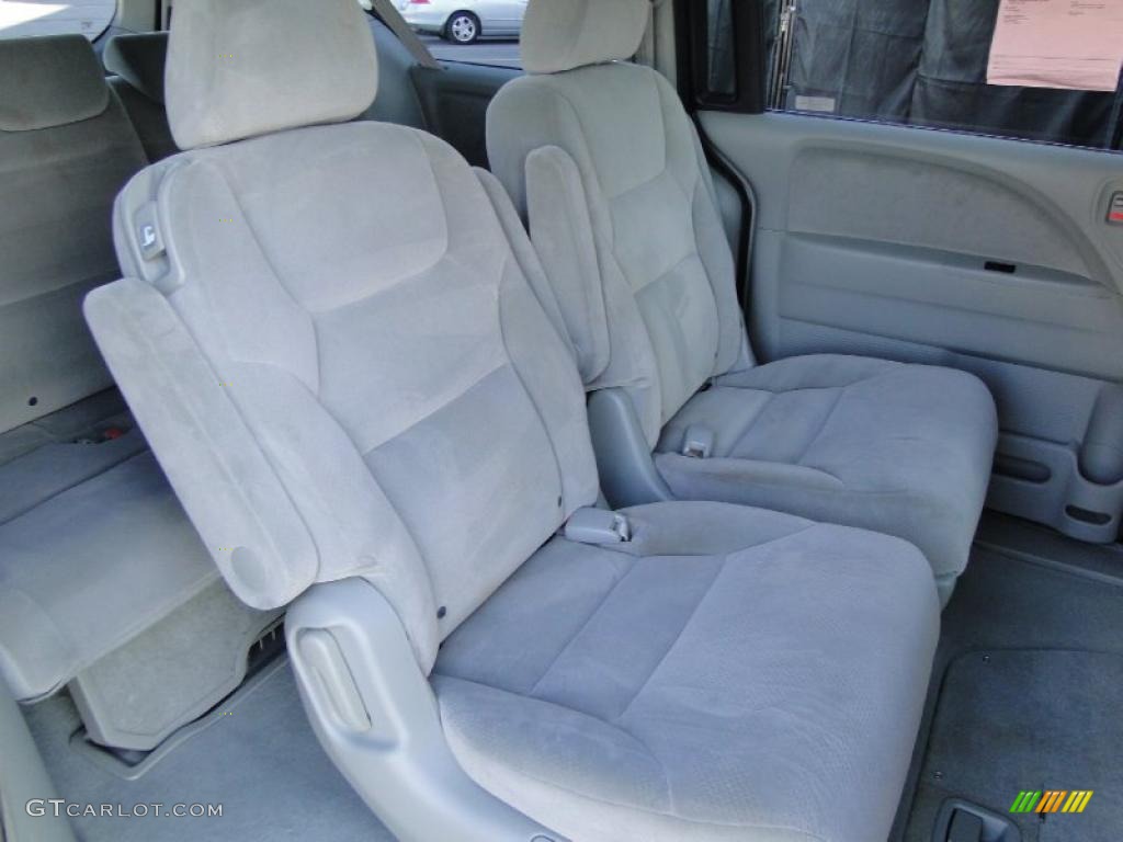 Gray Interior 2005 Honda Odyssey LX Photo #41271277