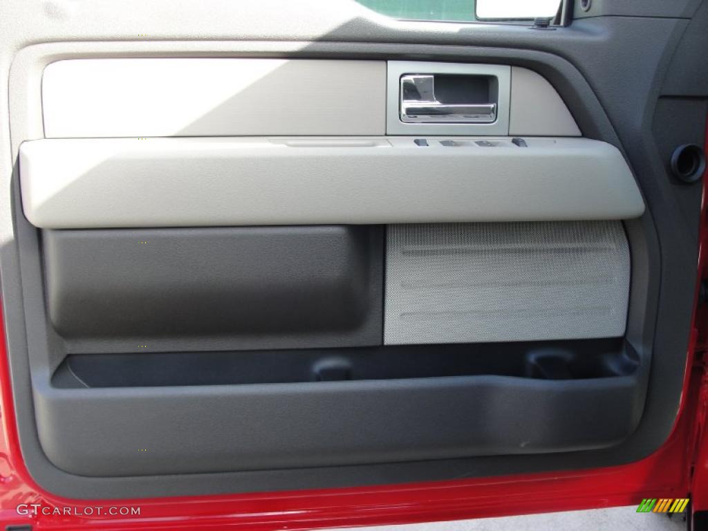 2010 Ford F150 STX SuperCab Medium Stone Door Panel Photo #41271925