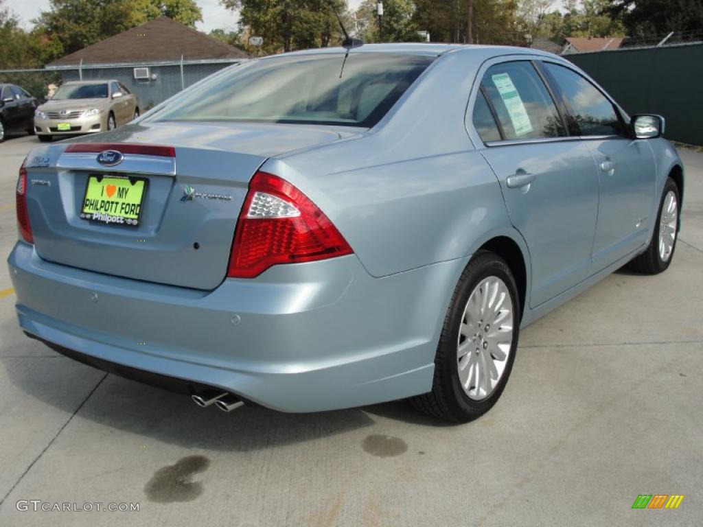 2011 Fusion Hybrid - Light Ice Blue Metallic / Medium Light Stone photo #3