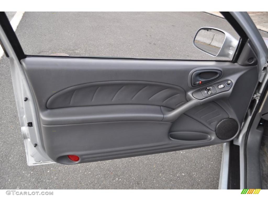 2002 Pontiac Grand Am GT Coupe Dark Pewter Door Panel Photo #41273521