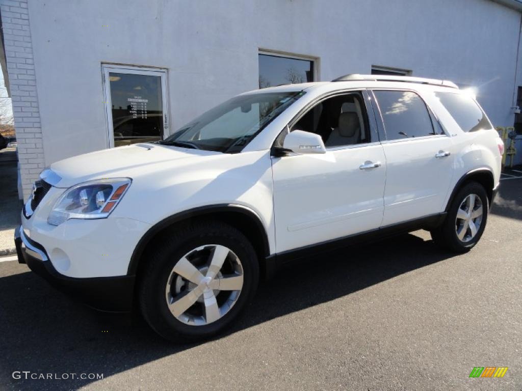 Summit White GMC Acadia