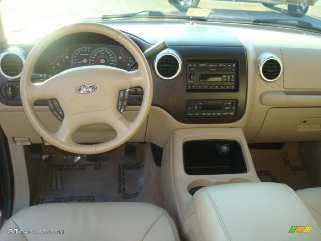 2004 Ford Expedition Eddie Bauer Medium Parchment Dashboard Photo #41274357