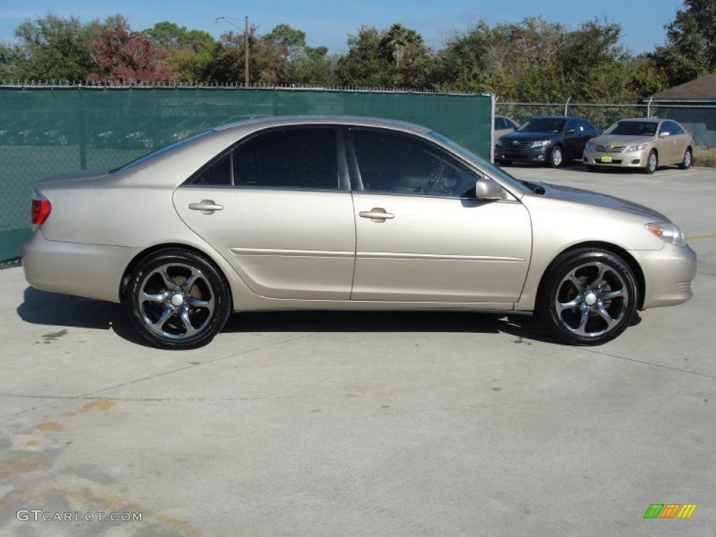 Desert Sand Mica 2005 Toyota Camry LE Exterior Photo #41275016