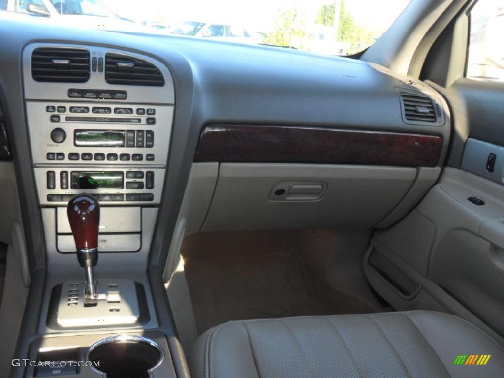 2006 Lincoln LS V8 Beige Dashboard Photo #41275877