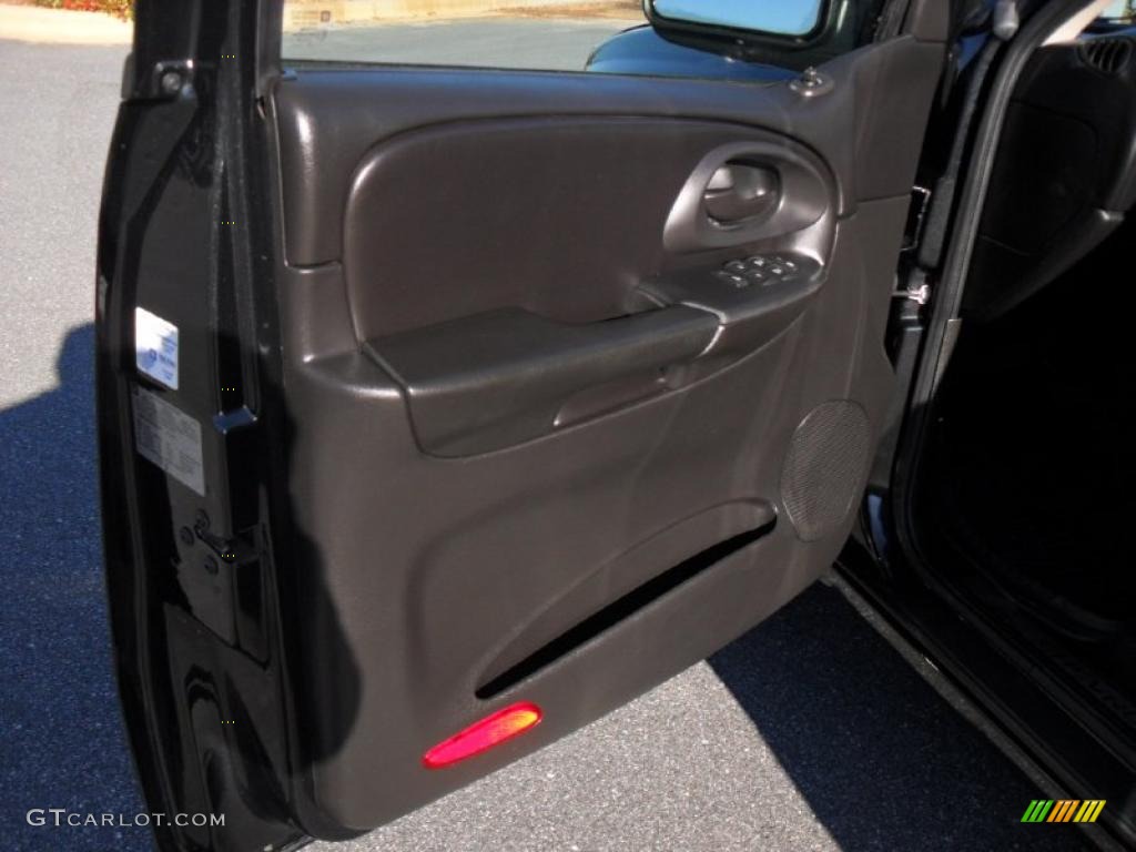 2008 Chevrolet TrailBlazer SS Ebony Door Panel Photo #41276201