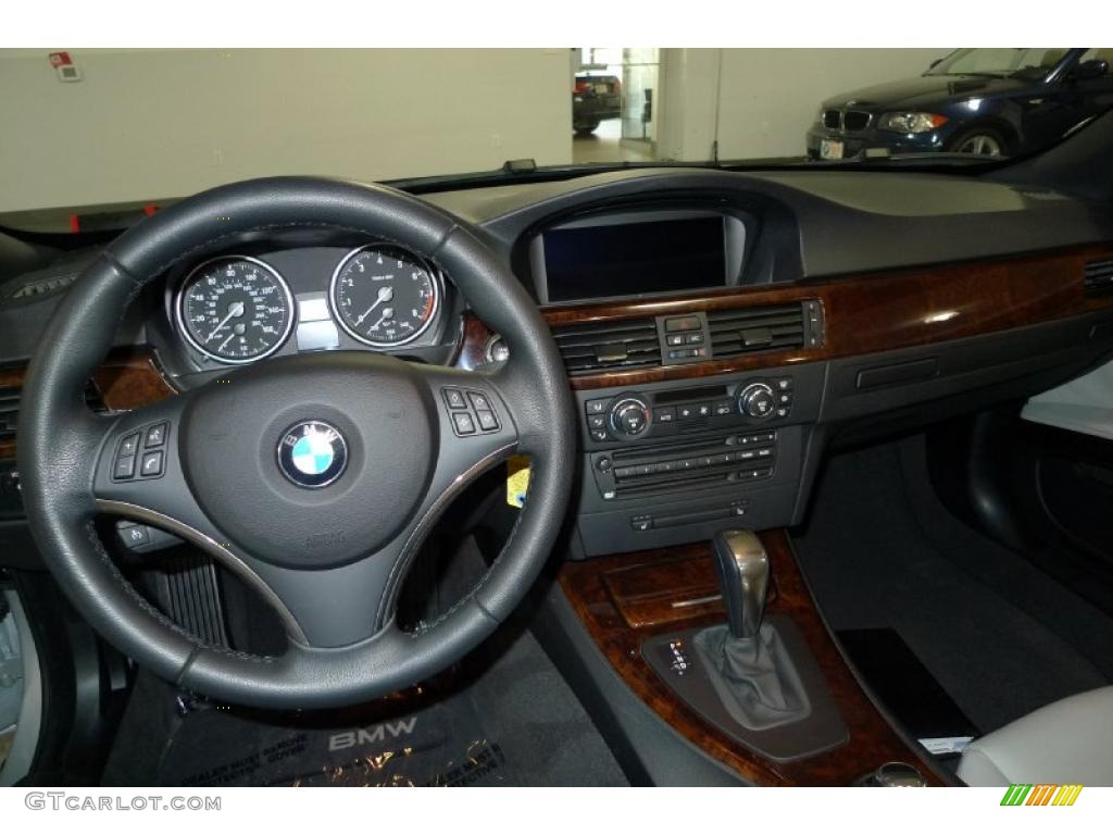 2008 BMW 3 Series 335i Convertible Oyster Dashboard Photo #41278317