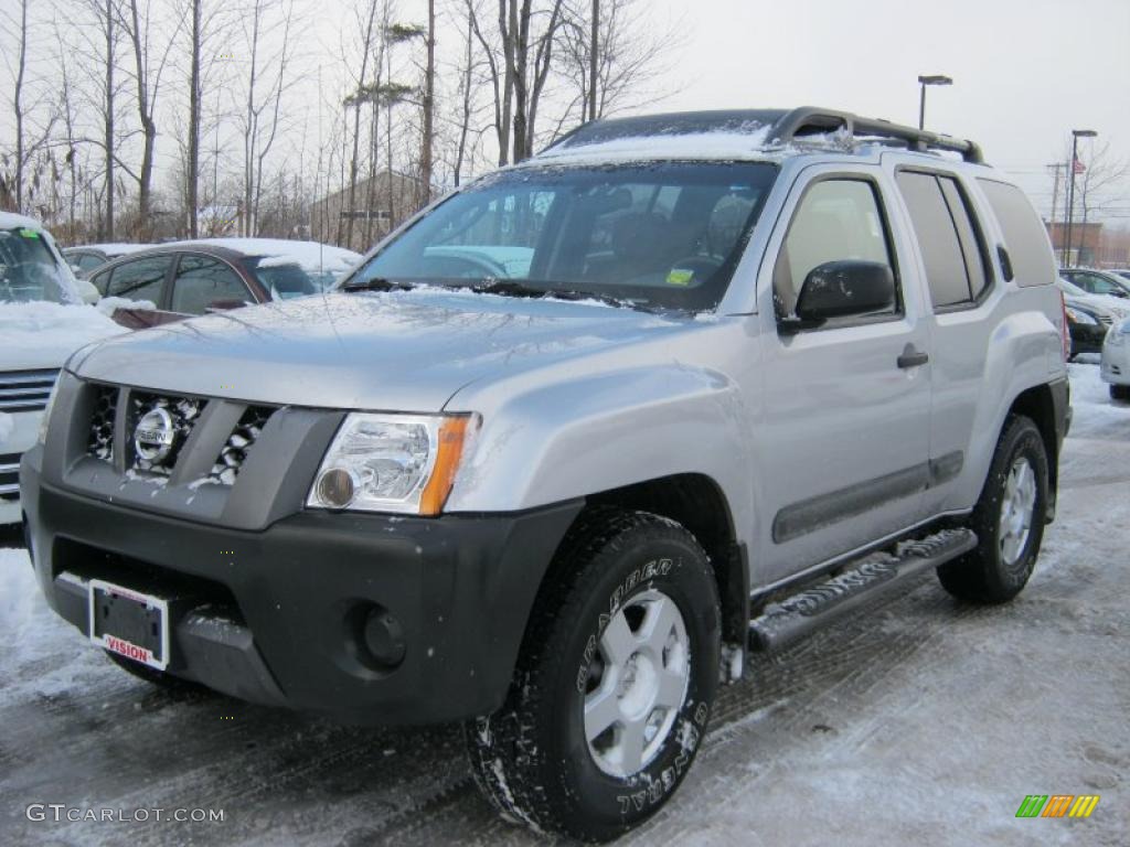 2006 Xterra S 4x4 - Silver Lightning Metallic / Desert/Graphite photo #1