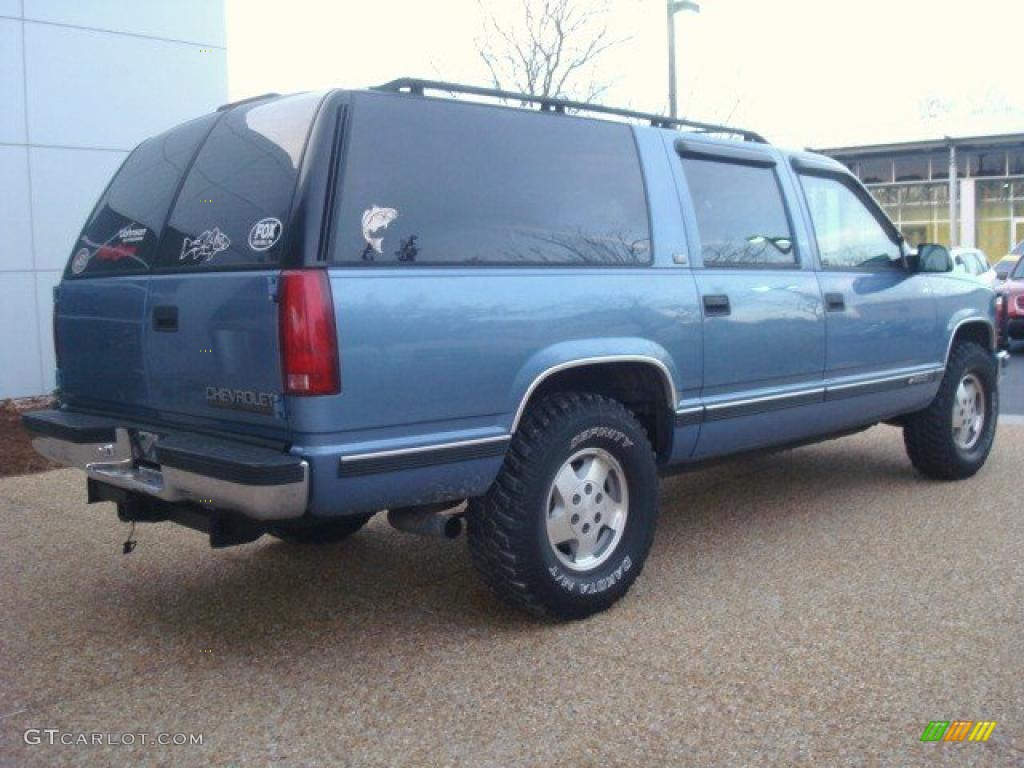 1994 Suburban K1500 4x4 - Atlantic Blue Metallic / Denim Blue photo #5