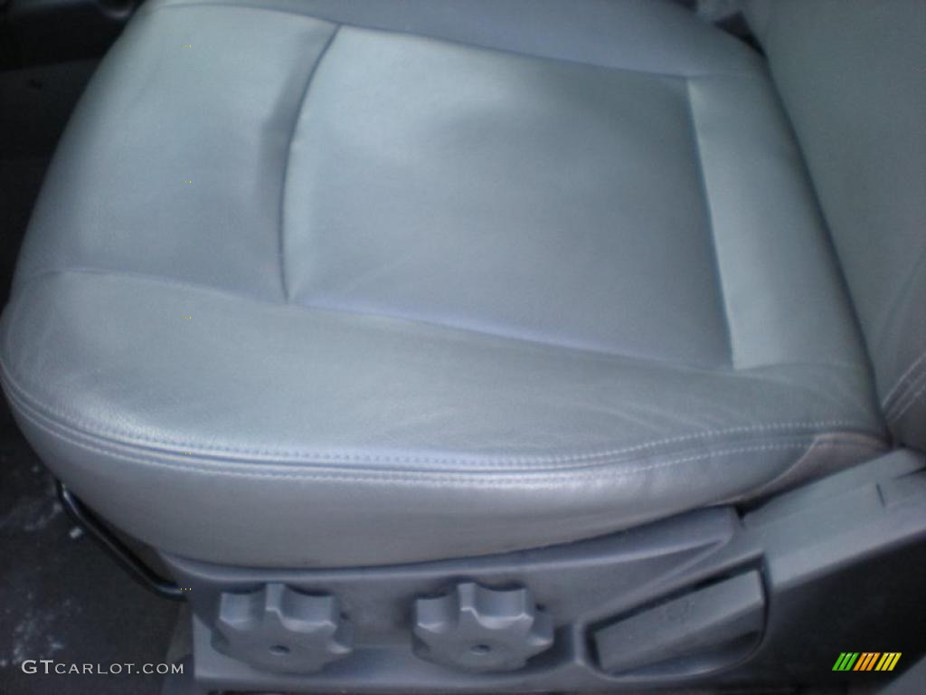 2004 Santa Fe LX 4WD - Nordic White / Gray photo #14