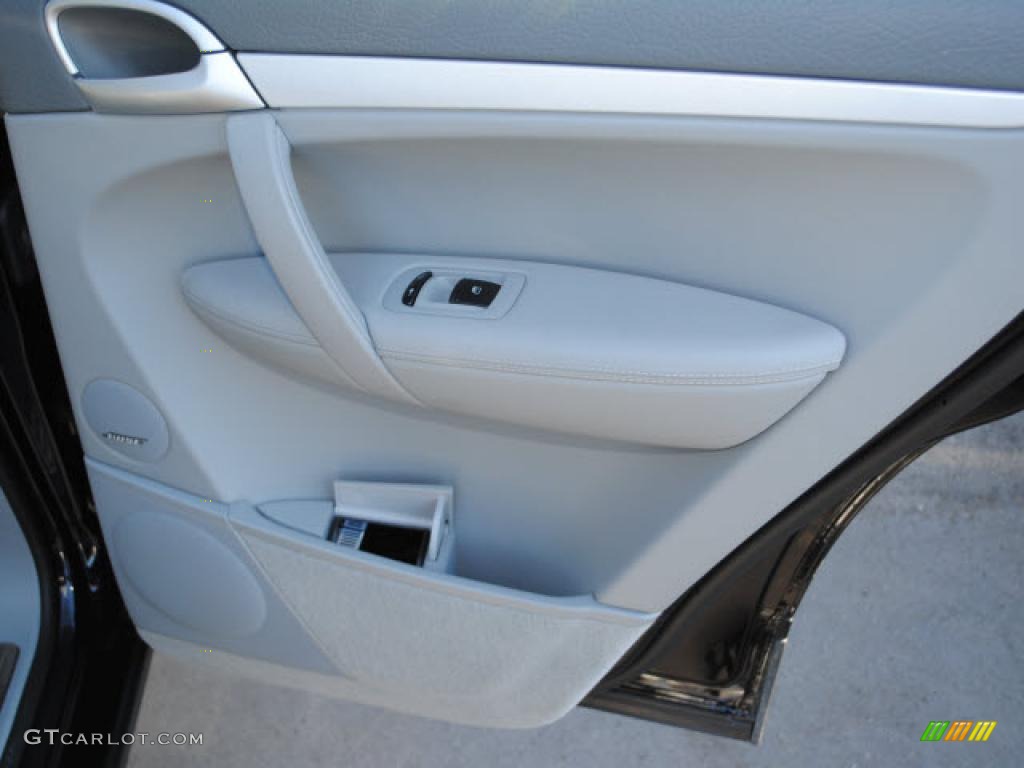 2009 Porsche Cayenne S Stone/Steel Grey Door Panel Photo #41289517