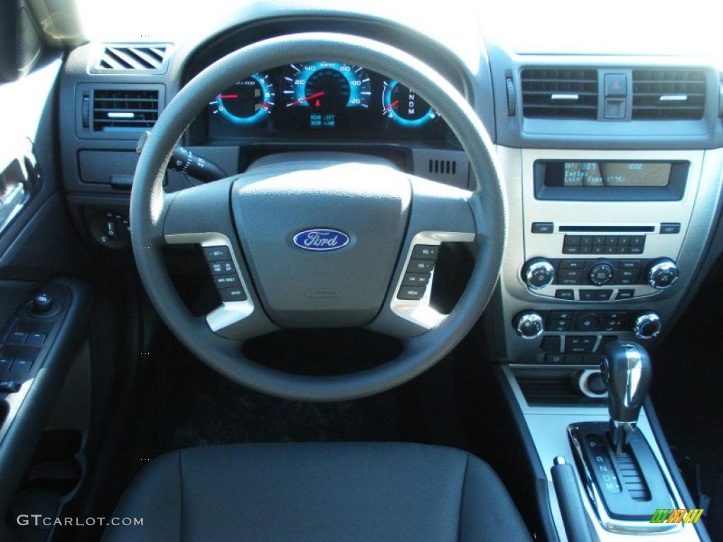 2011 Ford Fusion SE V6 Charcoal Black Dashboard Photo #41290981