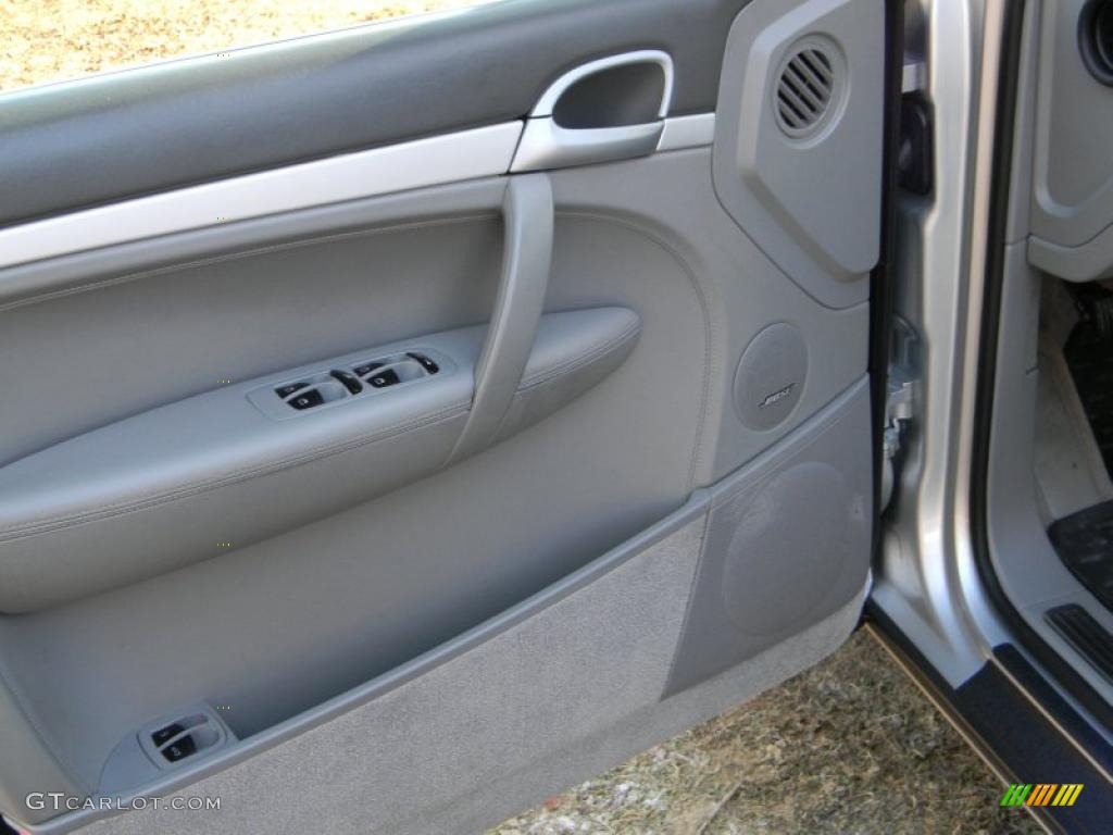 2004 Porsche Cayenne Turbo Stone/Steel Grey Door Panel Photo #41292658