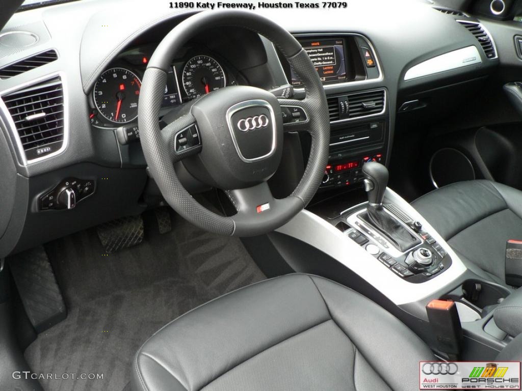 Black Interior 2010 Audi Q5 3.2 quattro Photo #41292902