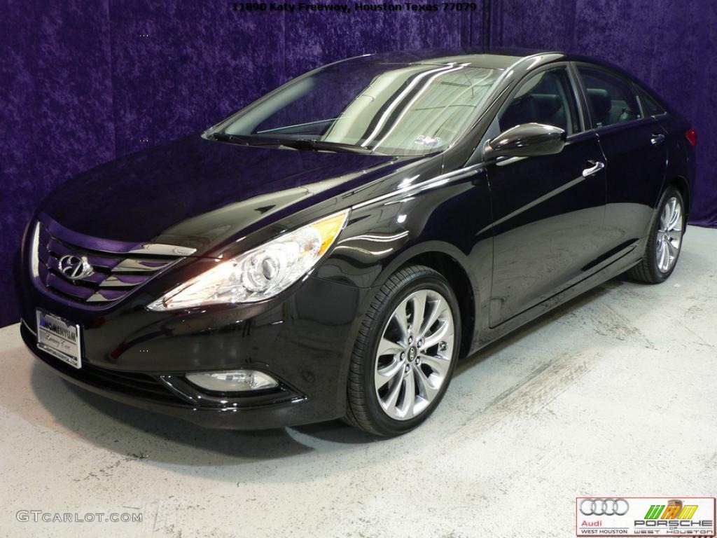 2011 Sonata SE 2.0T - Midnight Black / Black photo #2
