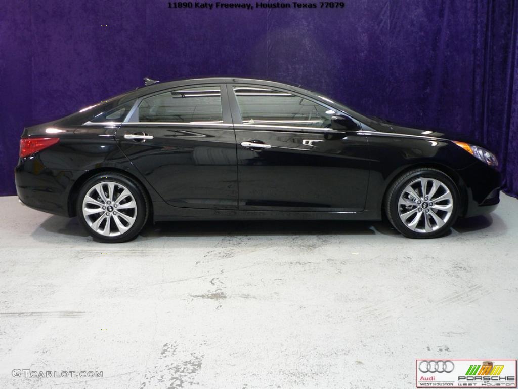 2011 Sonata SE 2.0T - Midnight Black / Black photo #4