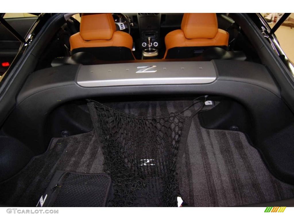 2006 350Z Touring Coupe - Magnetic Black Pearl / Burnt Orange Leather photo #18