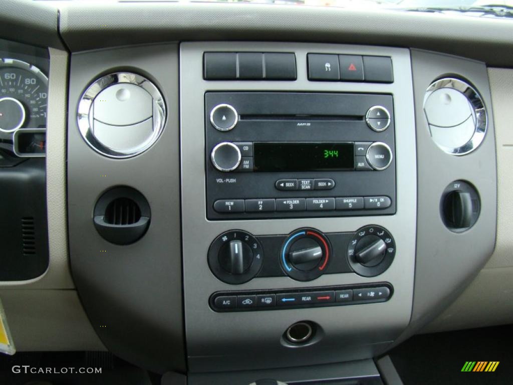 2010 Ford Expedition EL XLT Controls Photo #41298803