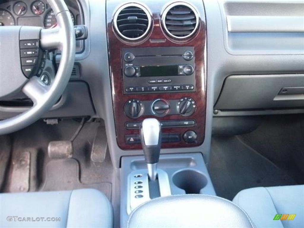 2007 Ford Freestyle SEL AWD Controls Photo #41299411