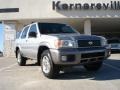 Sierra Silver Metallic - Pathfinder SE 4x4 Photo No. 1
