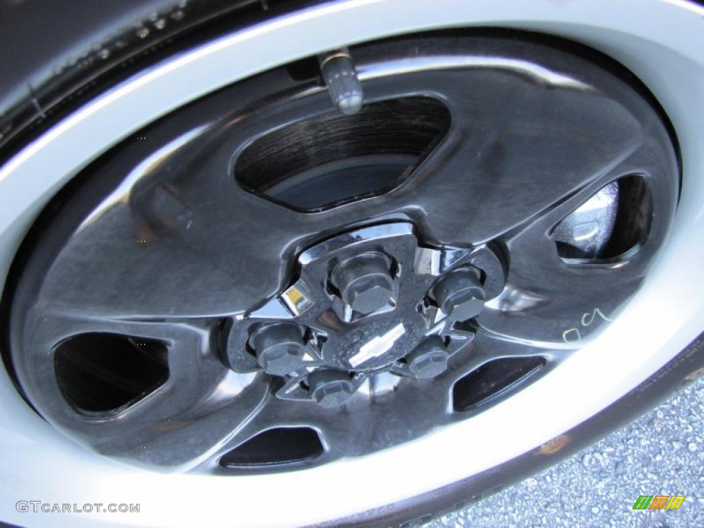 2011 Chevrolet Camaro LS Coupe Wheel Photo #41303288