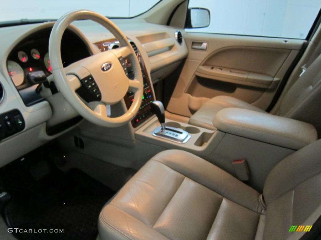 Shale Interior 2005 Ford Freestyle Limited AWD Photo #41303912