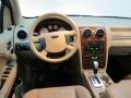 Shale 2005 Ford Freestyle Limited AWD Dashboard
